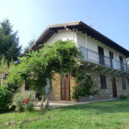 Casale Cadeloro Villa Nebbiuno Bagian luar foto