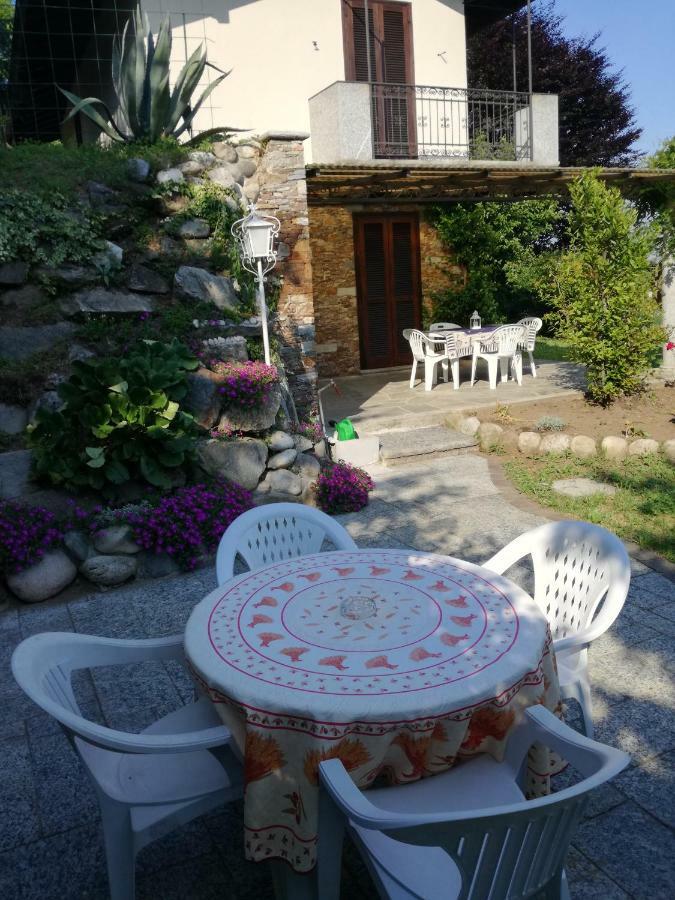 Casale Cadeloro Villa Nebbiuno Bagian luar foto